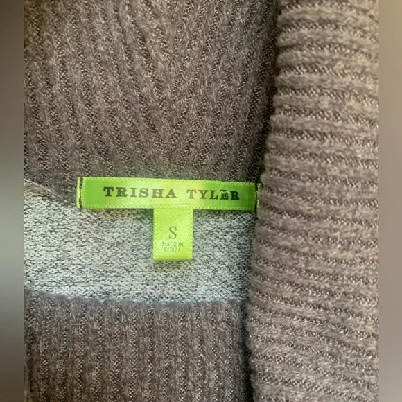 Trisha Tyler Cowl-neck Tunic NWT S - Picture 2 of 10